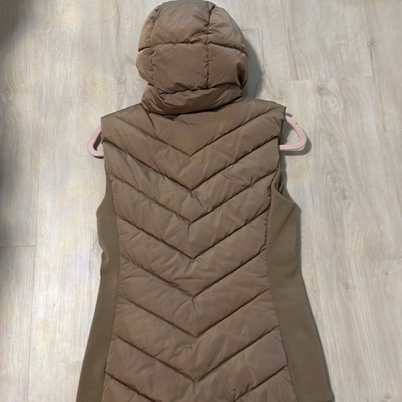 NWOT Zara vest size small - Picture 5 of 5